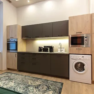 E12 Boutique Apartment
